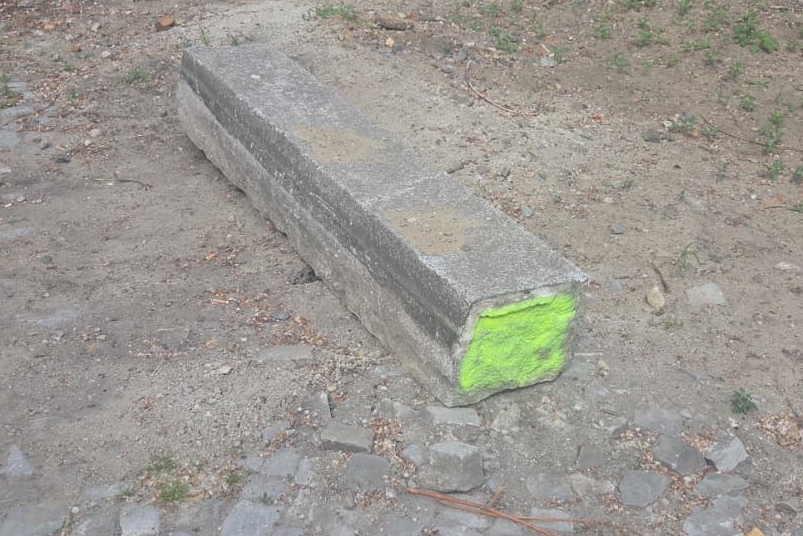 Bordstein_vorne_oben.png